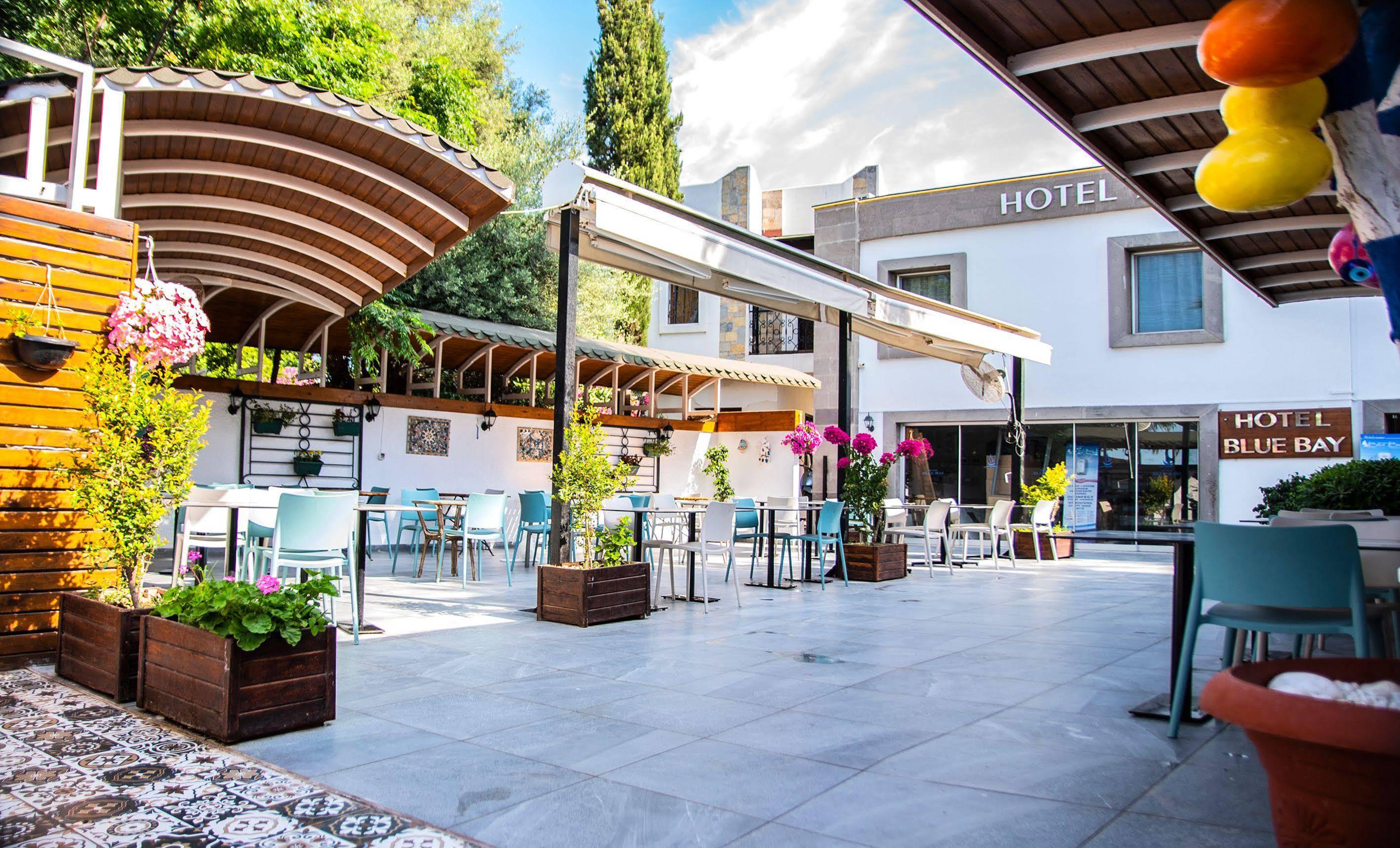 Blue Bay Beach Hotel (Adults Only) Бітез Екстер'єр фото