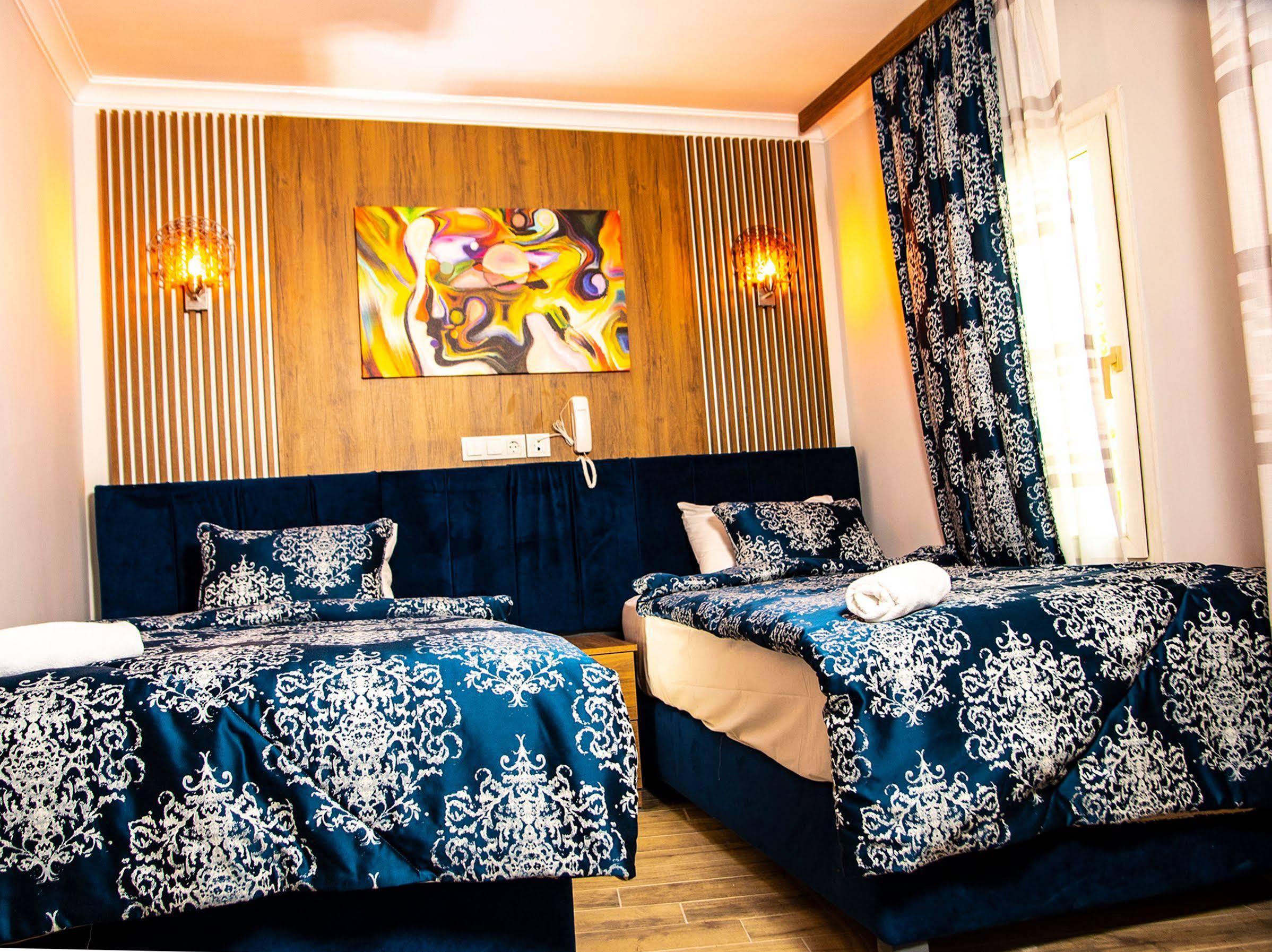 Blue Bay Beach Hotel (Adults Only) Бітез Екстер'єр фото