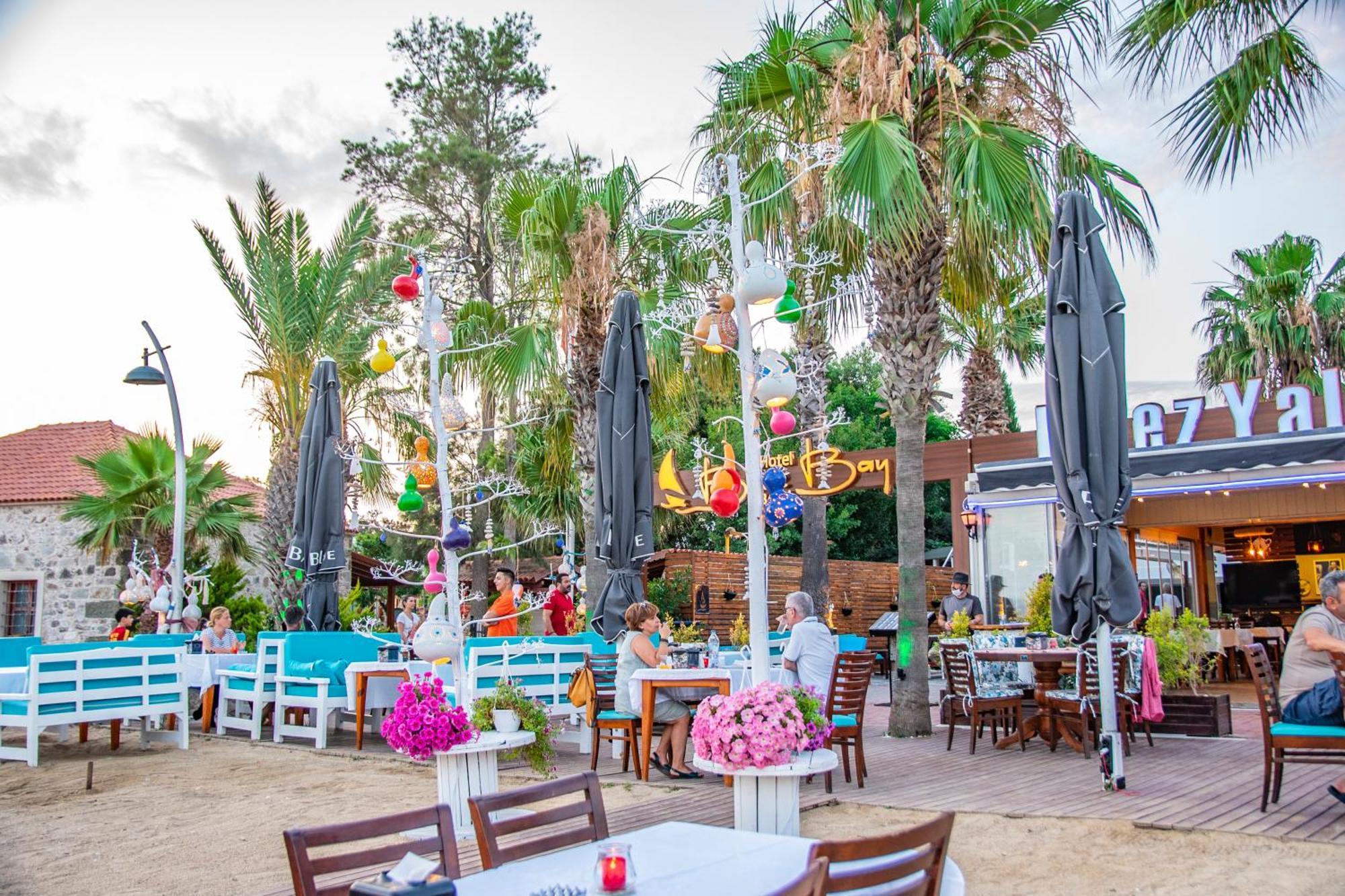 Blue Bay Beach Hotel (Adults Only) Бітез Екстер'єр фото