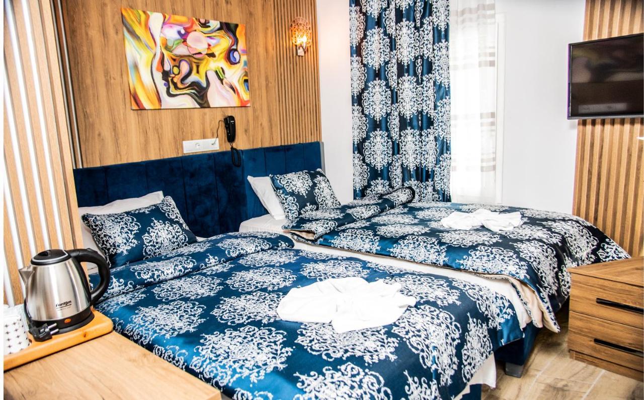 Blue Bay Beach Hotel (Adults Only) Бітез Екстер'єр фото