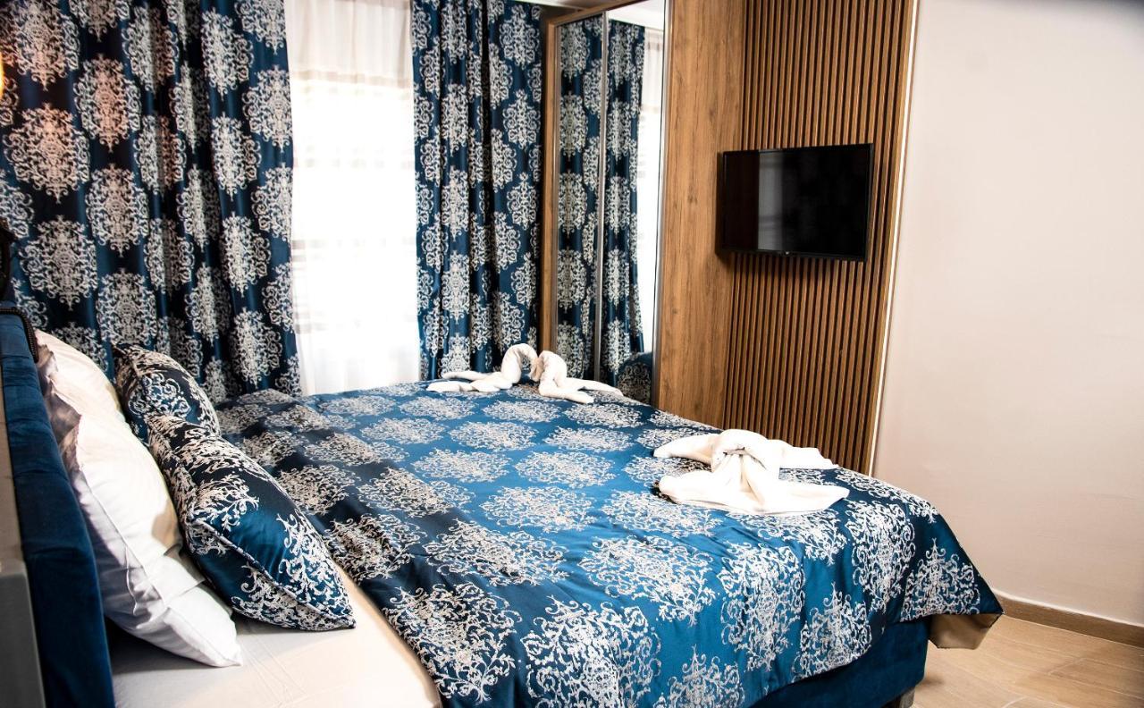 Blue Bay Beach Hotel (Adults Only) Бітез Екстер'єр фото