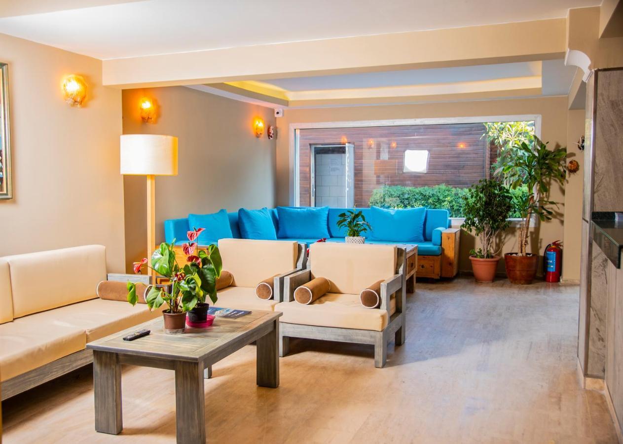 Blue Bay Beach Hotel (Adults Only) Бітез Екстер'єр фото
