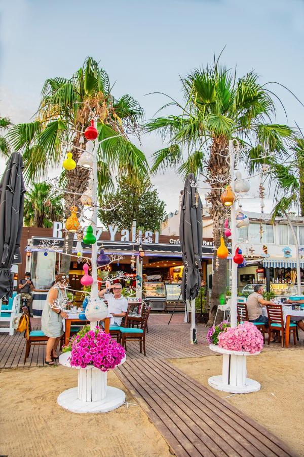 Blue Bay Beach Hotel (Adults Only) Бітез Екстер'єр фото